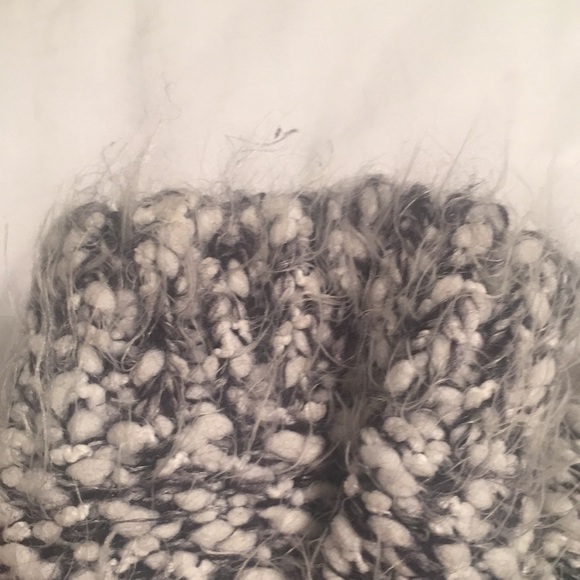 Sweater - Picture 3 of 3